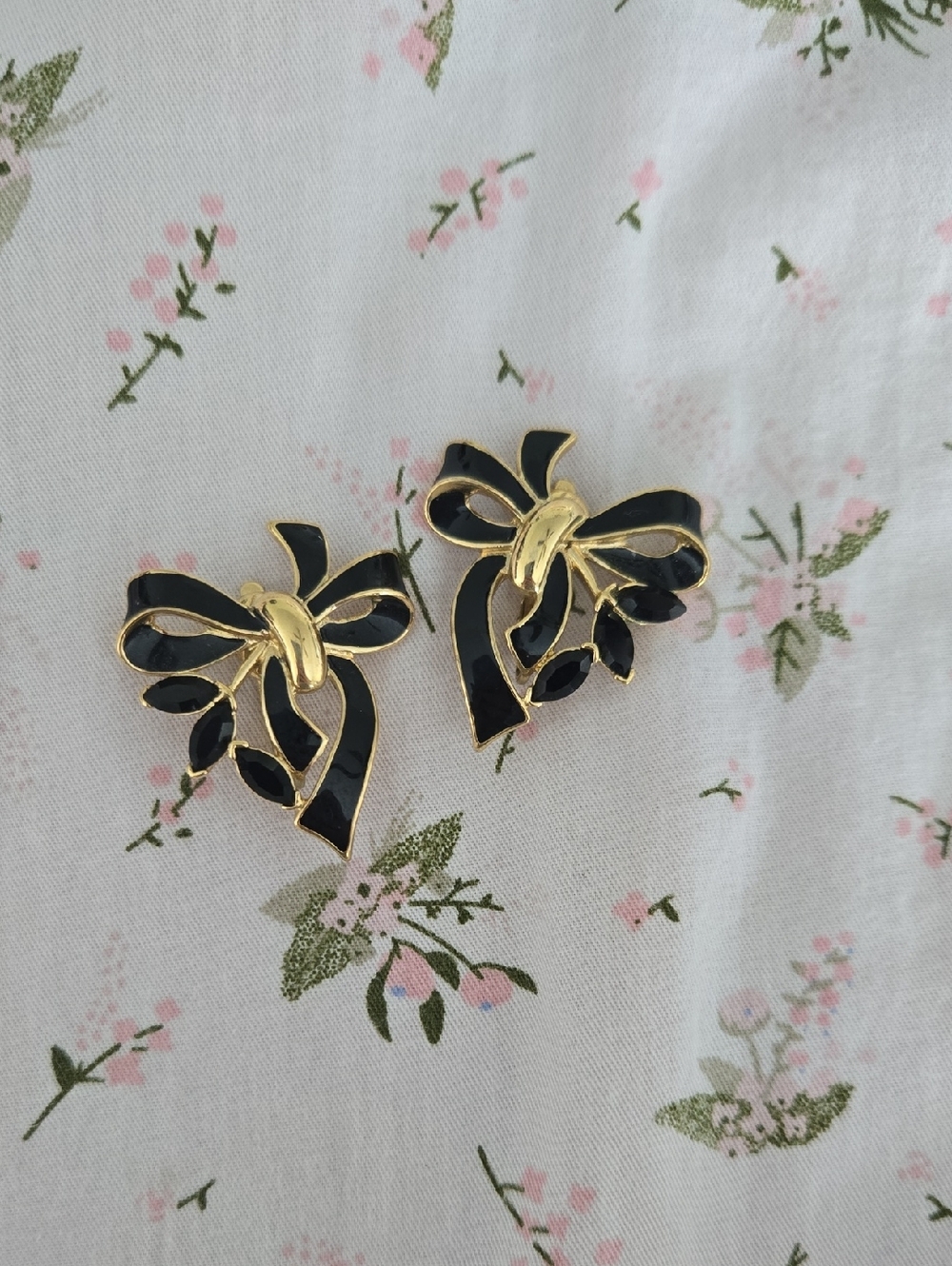 Gold-Tone Bow Earrings with Black Enamel